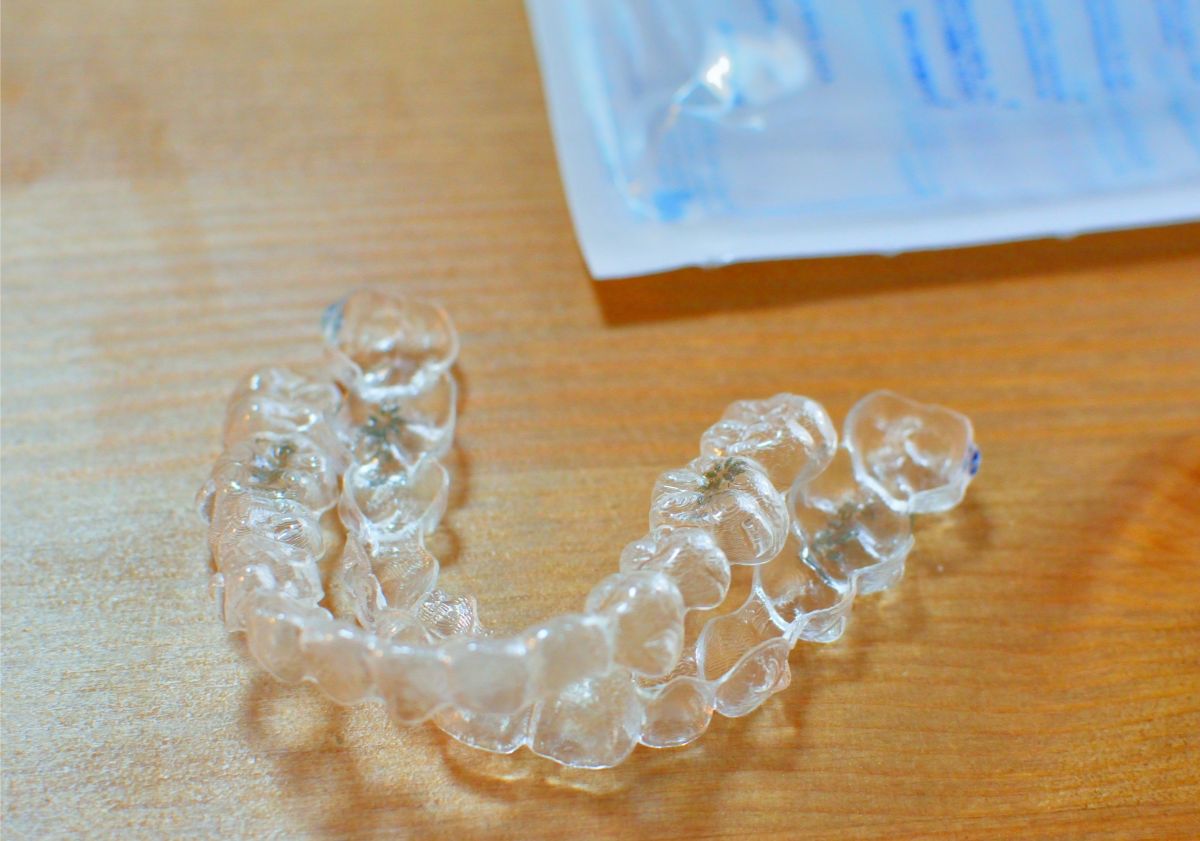 もみじ台西で受けられるインビザライン治療後の効果とアフターケア方法