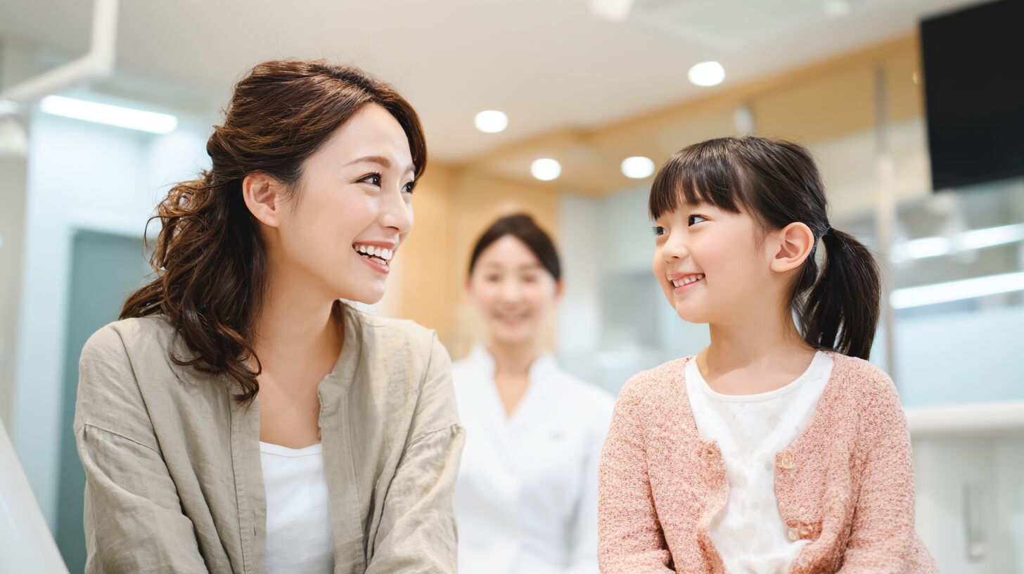 千歳市のお子さんを持つ保護者の皆さんへ。子どもの歯並びが気になったら。何歳から始める？小児矯正の考え方とやさしい選択肢
